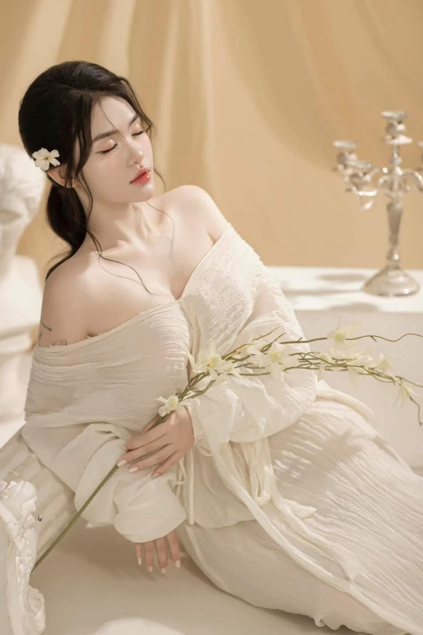 Phim ngắn về cô gái xinh đẹp Hong Kong 『HongKongDoll』 Doll Sister【Gió, Hoa, Tuyết－Tình yêu】